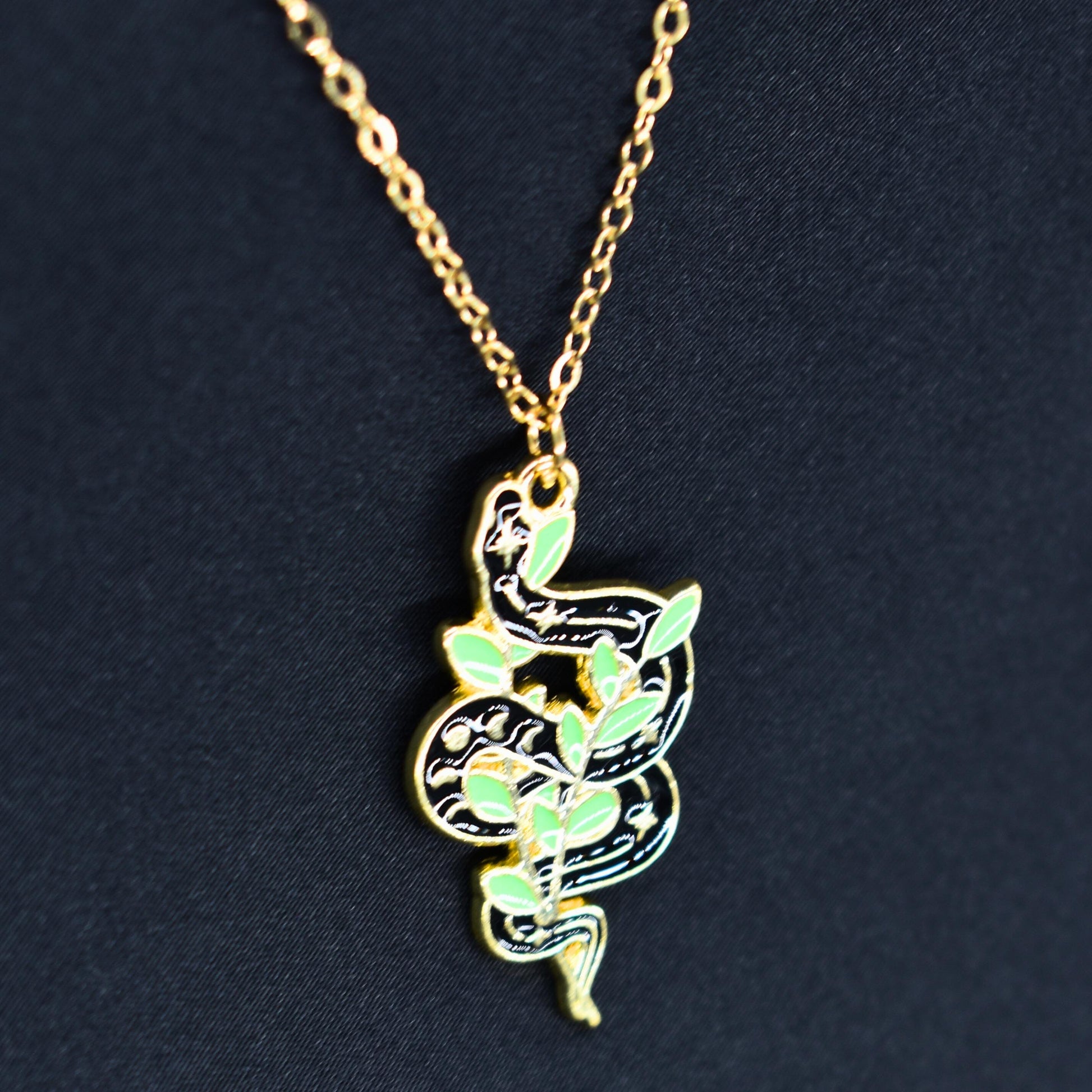 Bohemian Snake and Leaf Boho Gold Chain Necklace