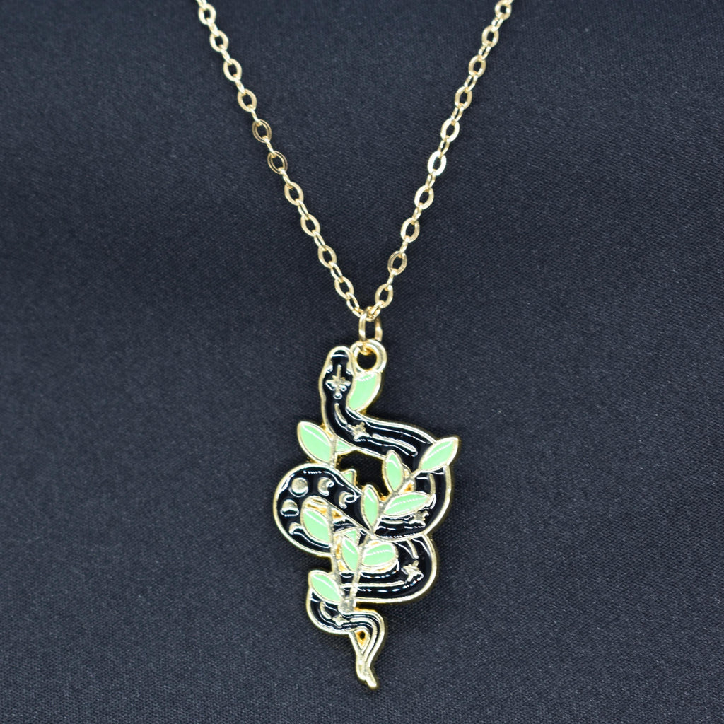 Bohemian Snake and Leaf Boho Gold Chain Necklace