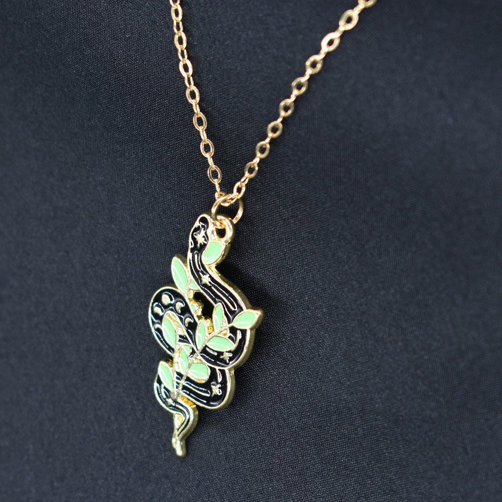 Bohemian Snake and Leaf Boho Gold Chain Necklace