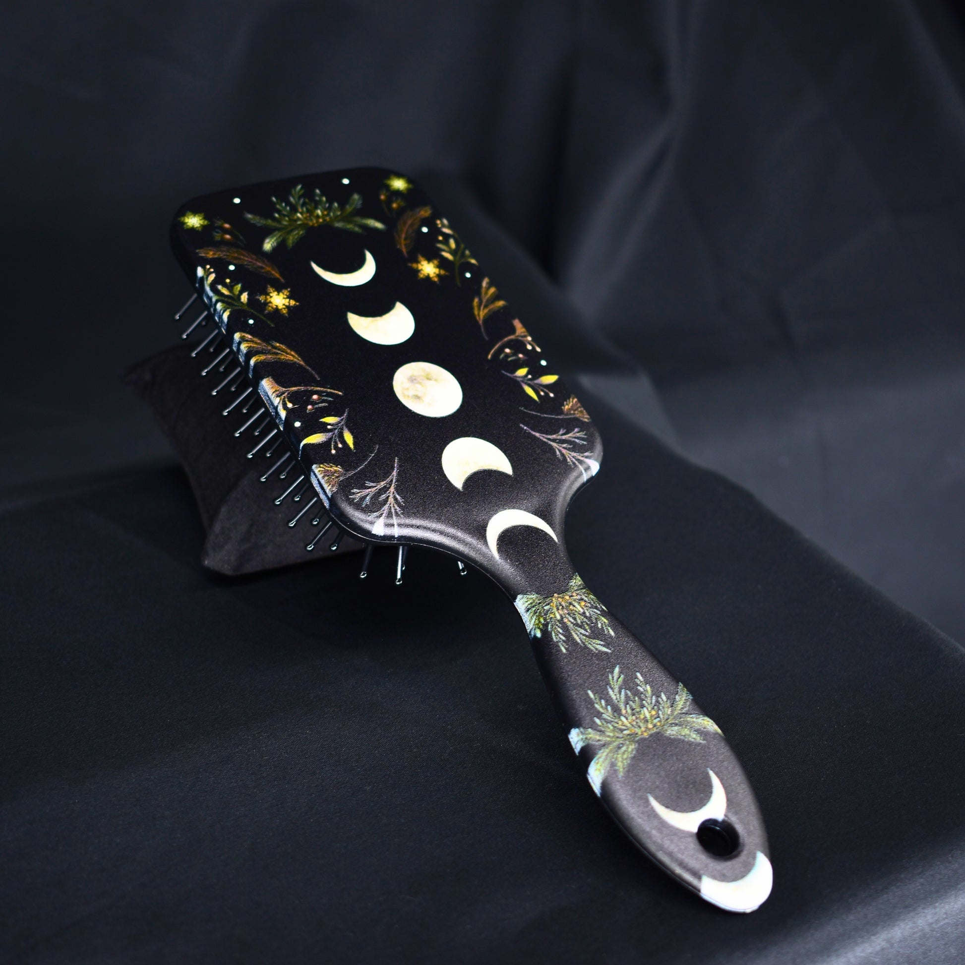 Yellow Moon Goddess Brush