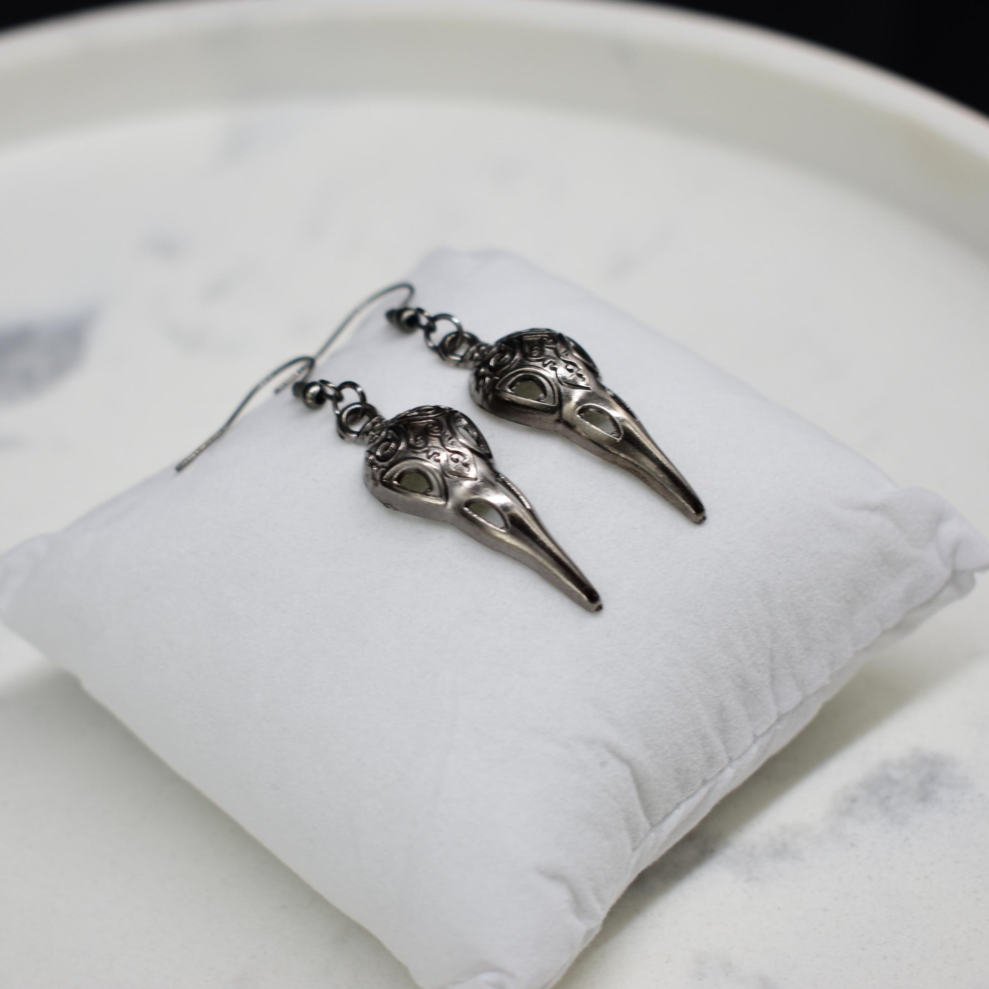 Raven Gun Black Hook Earring Set