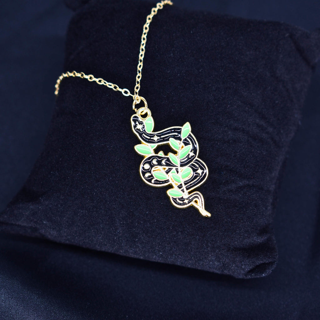 Bohemian Snake and Leaf Boho Gold Chain Necklace